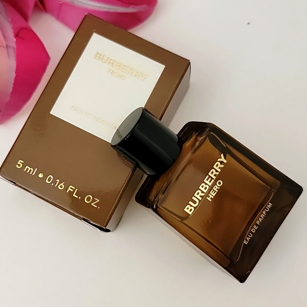 BURBERRY HERO EAU DE PARFUM (Miniature Dabber FOR MEN)